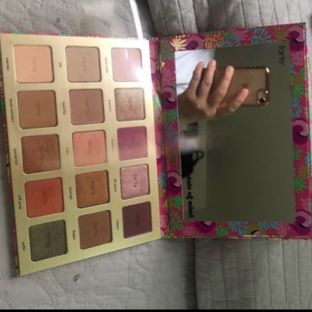 Tarte Limited Edit. “Paradise is a State of Mind”